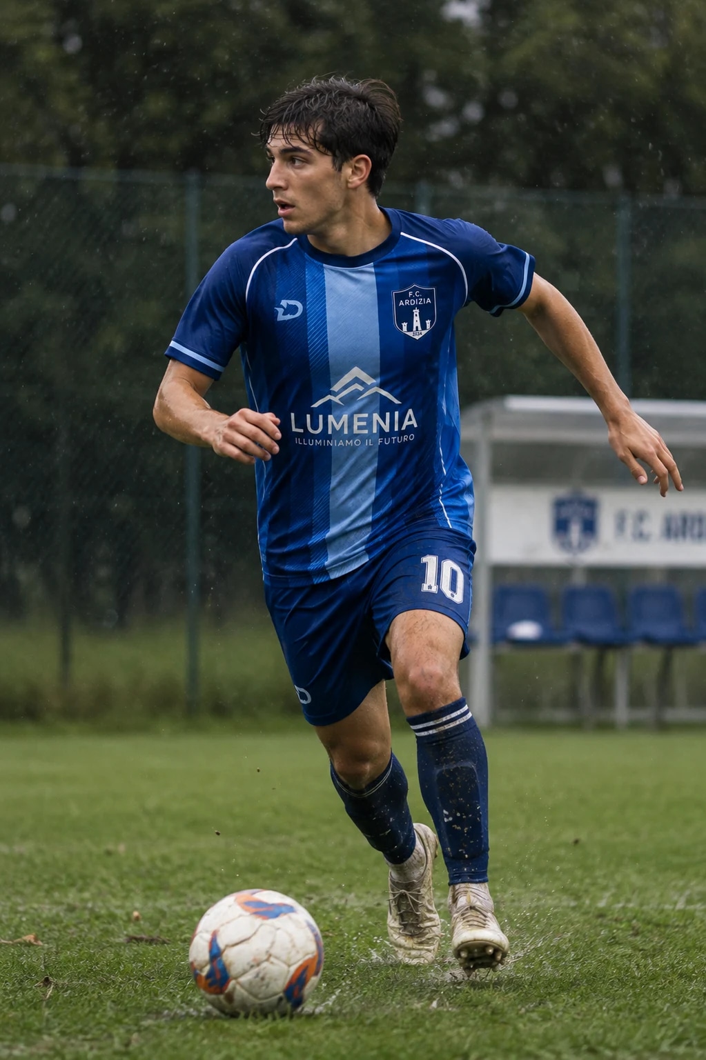 Striker — Foto 1